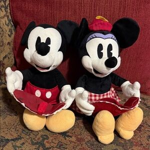 Disney Mickey and Minnie Mouse Plush Toys Valentine Vintage Couple